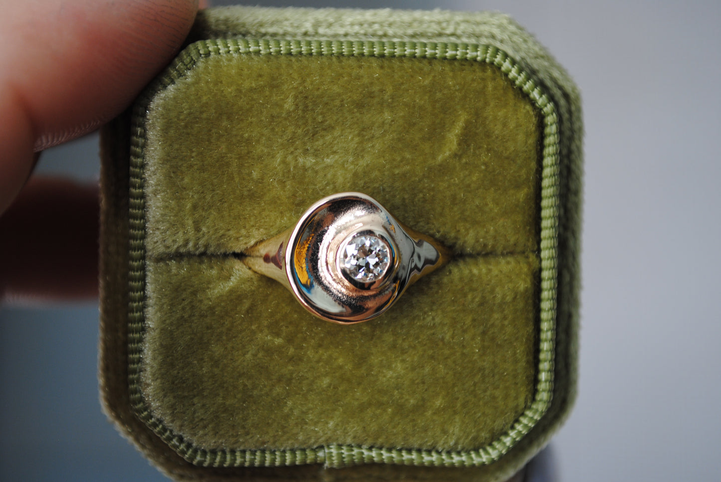 Rise Signet