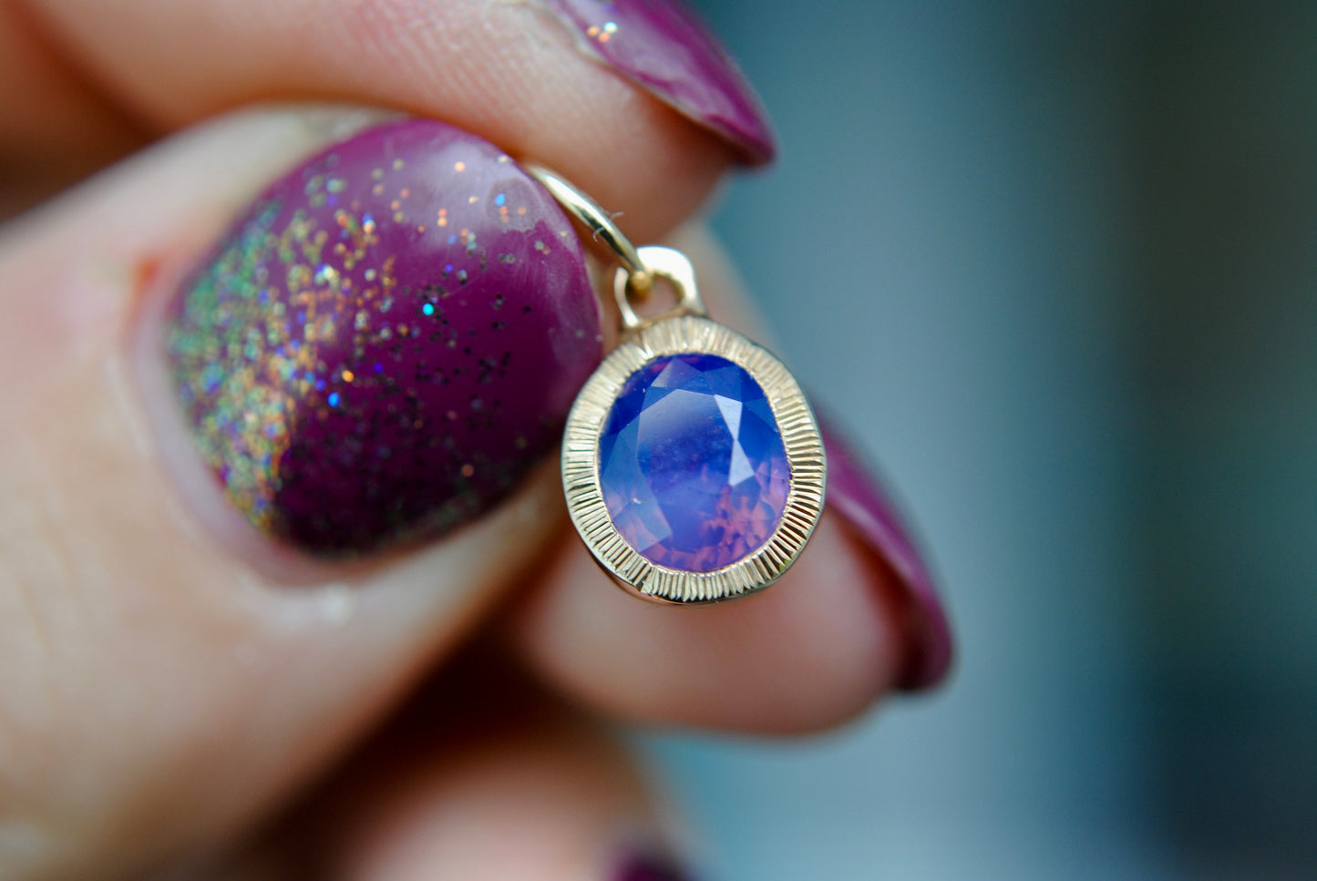 Engraved Jellybean - Opalescent Purple Sapphire