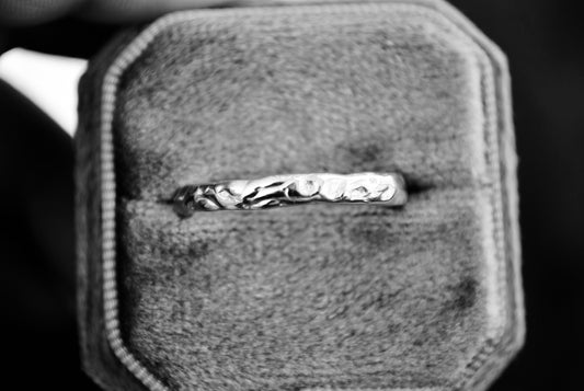 PREORDER SILVER: Crater Stacking Ring