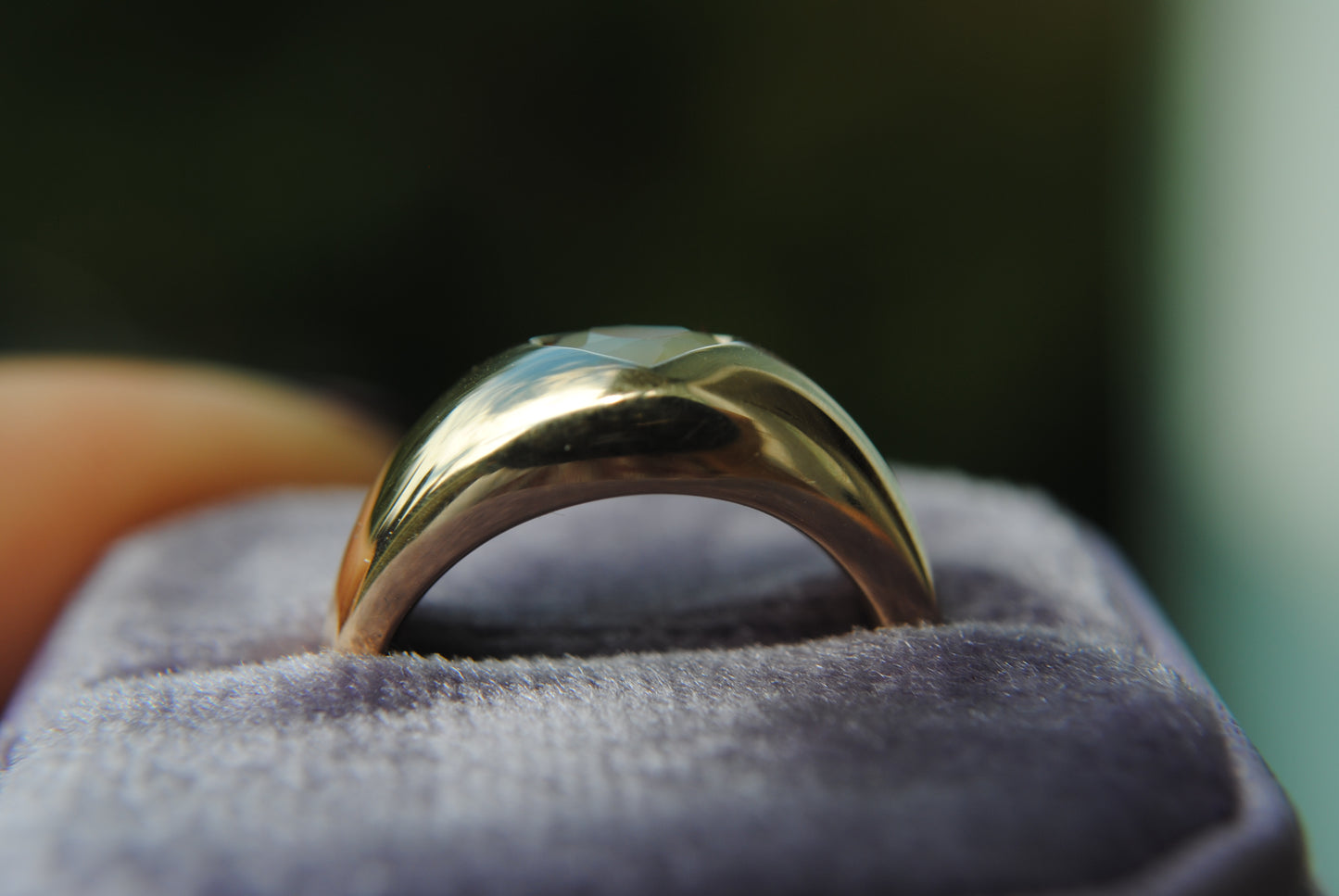 Heart Throb - Yellow Opalescent Sapphire Heart Bombe Ring