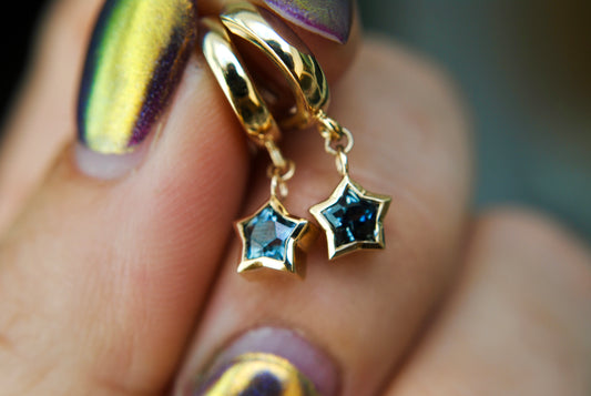 STAR HUGGIES