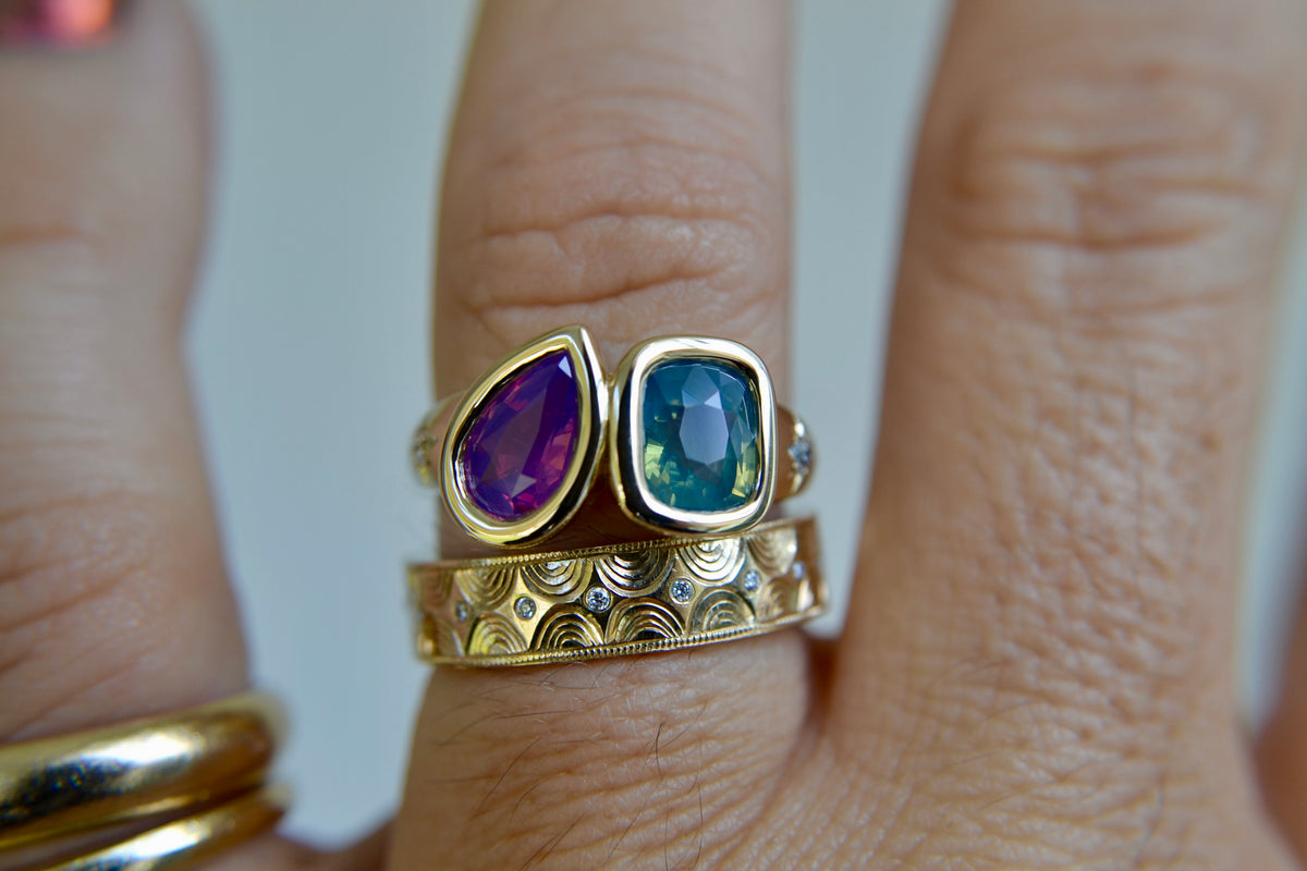 TOI ET MOI ONE OF A KIND - 1.1CT PURPLE PEAR SAPPHIRE + 1.54CT TEAL CUSHION SAPPHIRE