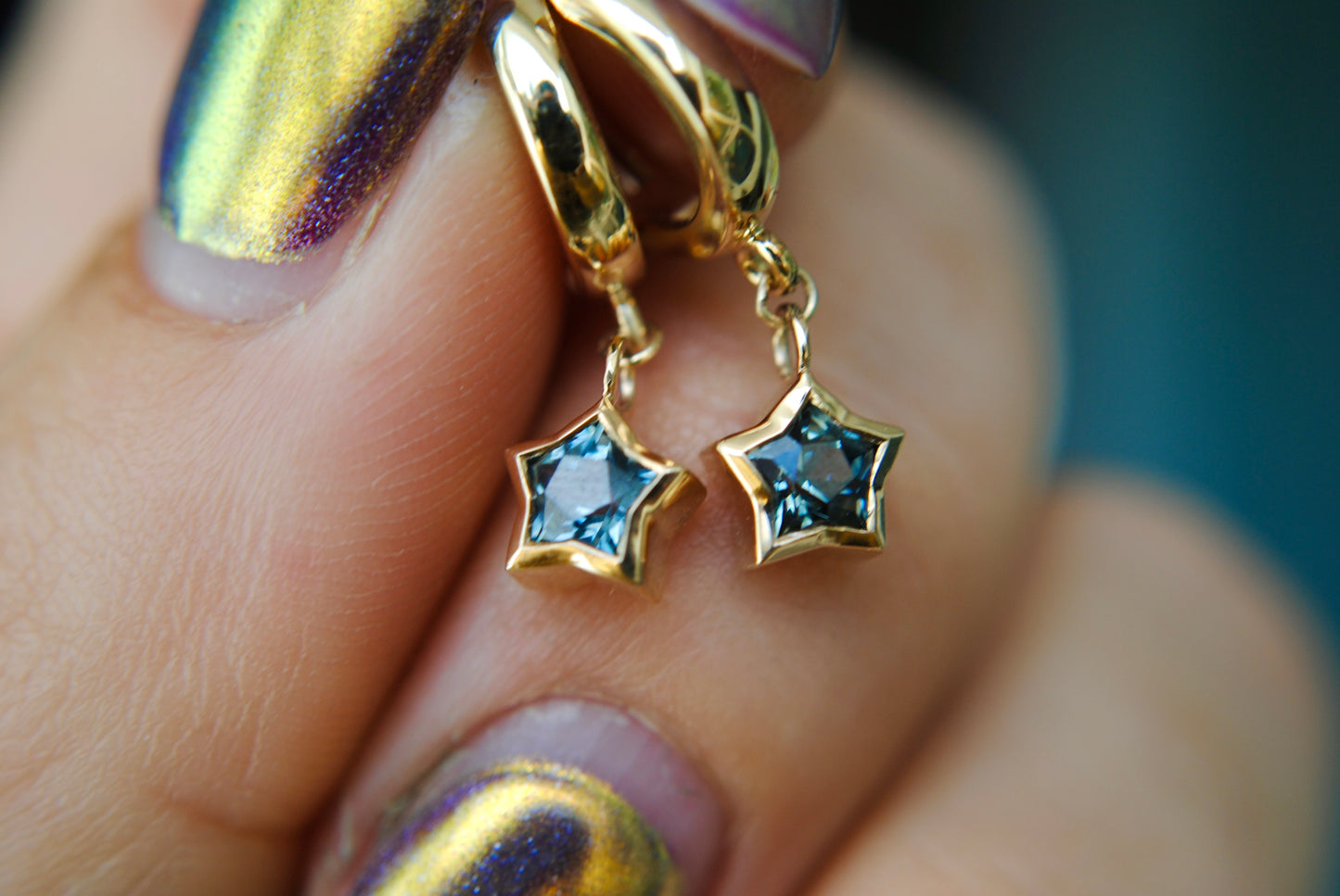 STAR HUGGIES