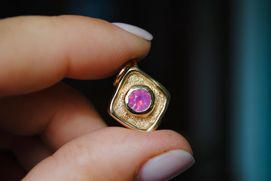 Opalescent Pink Sapphire Through the Looking Glass Charm