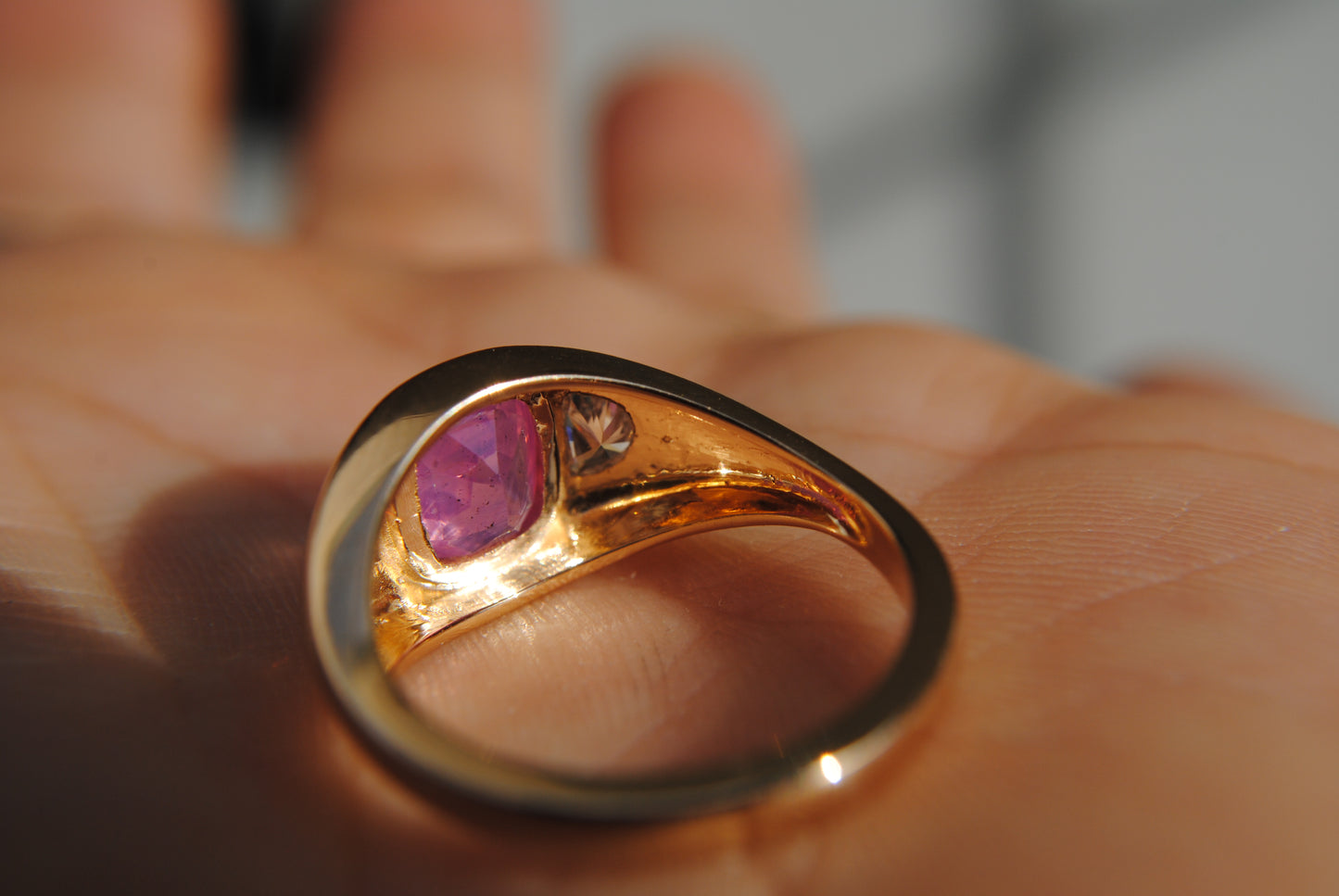 Moon Bombe Ring with 1.58 carat opalescent pink sapphire and diamonds