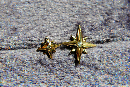 ENGRAVED NORTH STAR STUD WITH DIAMOND - FLAT BACK
