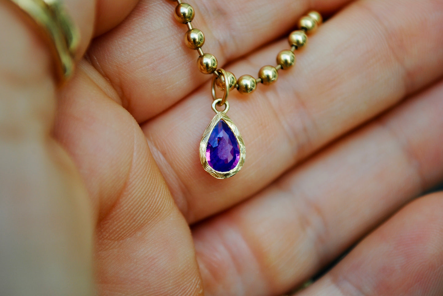 ENGRAVED JELLYBEAN - STRIPED PURPLE SAPPHIRE - ONE OF A KIND