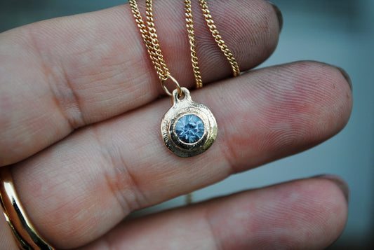 relic charm - sapphire