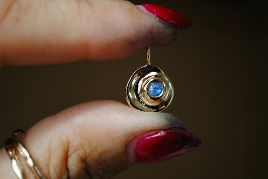 RISE CHARM - OPALESCENT BLUE SAPPHIRE