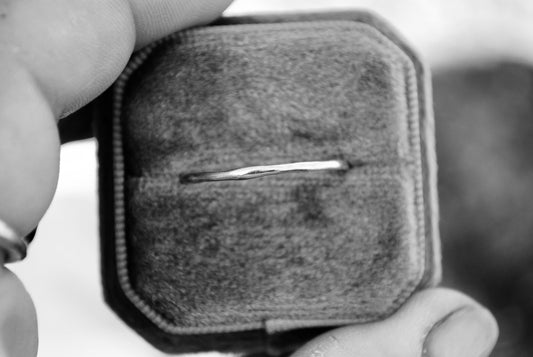 PRE ORDER SILVER : Twiggy Stacking Ring