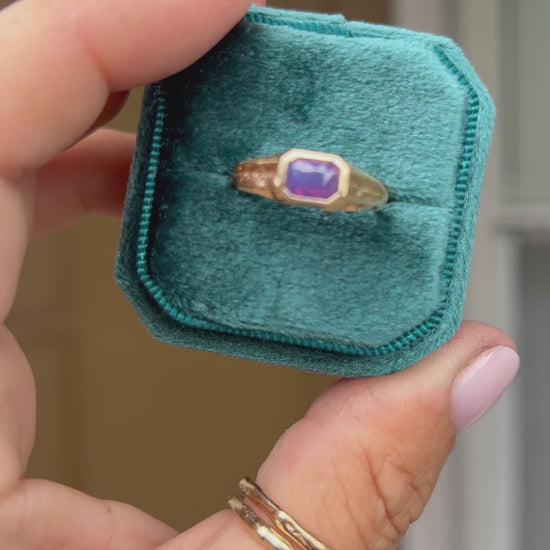 movie of ring in a blue box